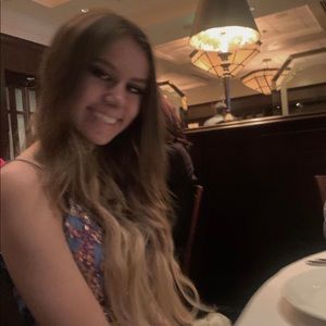 Meet your Posher, Alaina